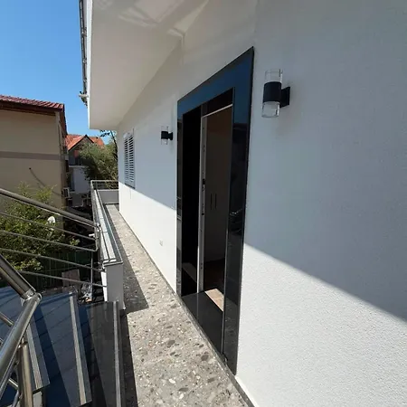 Prive & Apartman